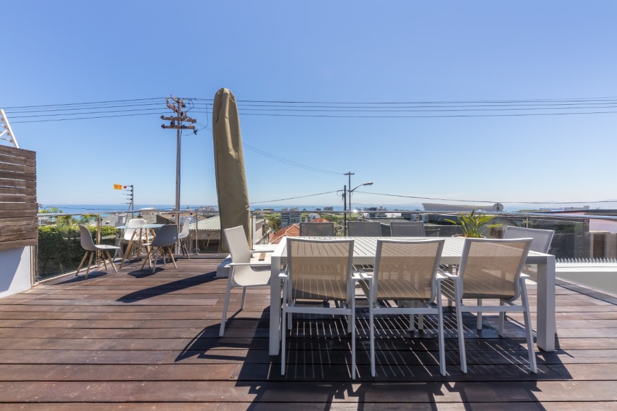 4 Bedroom Property for Sale in Green Point Western Cape